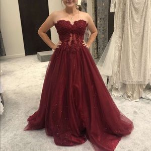 Prom/graduation dress